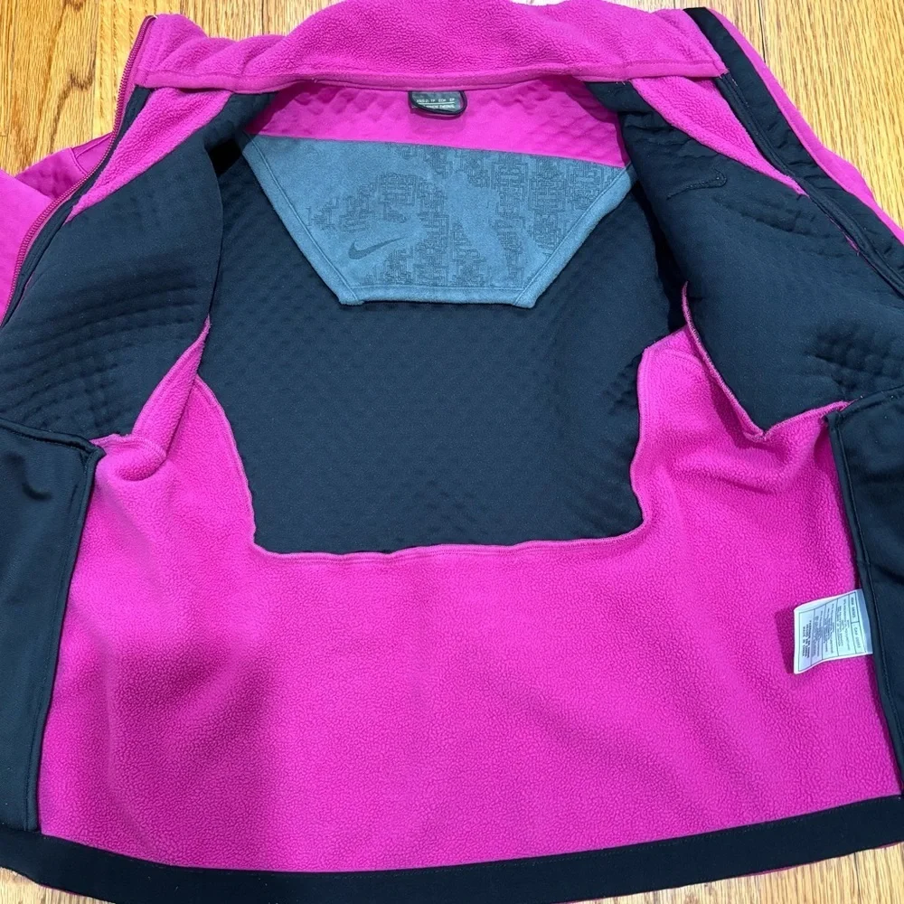 Nike Y2K fuchsia sphere thermal diamond quilted pattern zip up athletic jacket